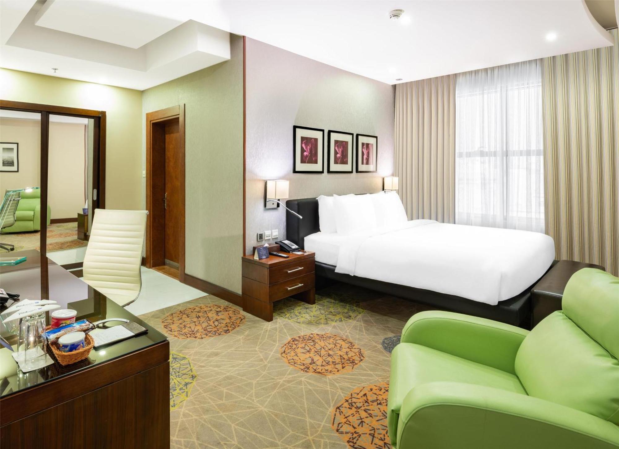 Hotel Radisson Blu Plaza Djeddah Extérieur photo